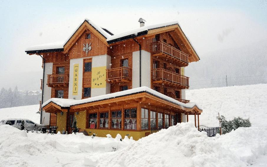 Residence Garni Il Giglio Комецадура Екстериор снимка