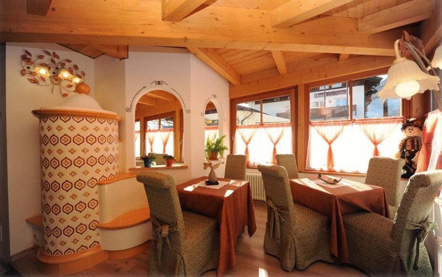 Residence Garni Il Giglio Комецадура Екстериор снимка