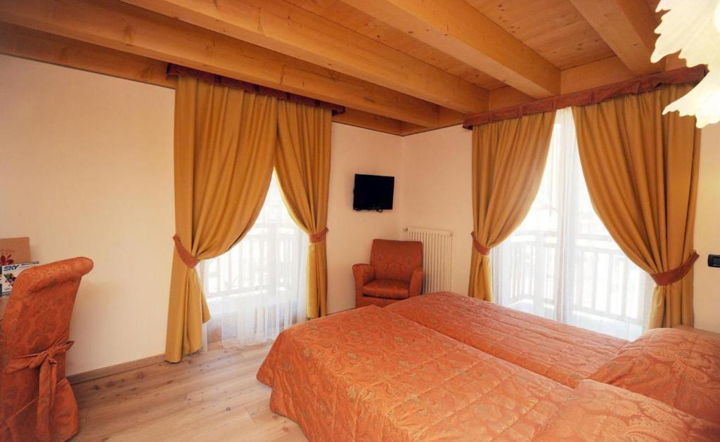 Residence Garni Il Giglio Комецадура Стая снимка